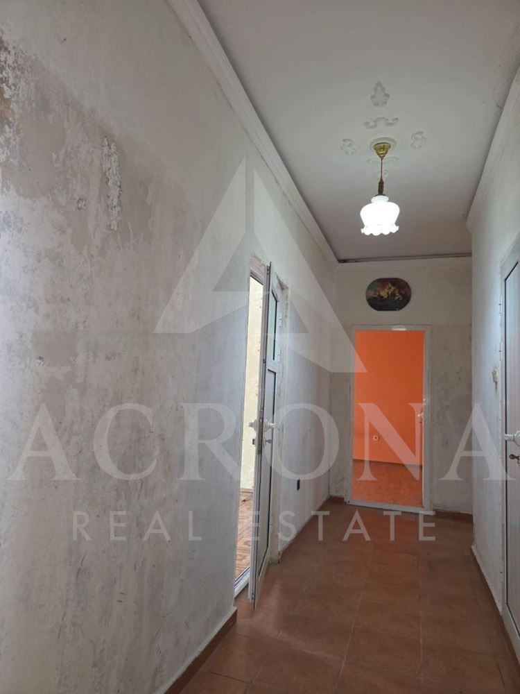 Тристаен в Кючук Париж - 0