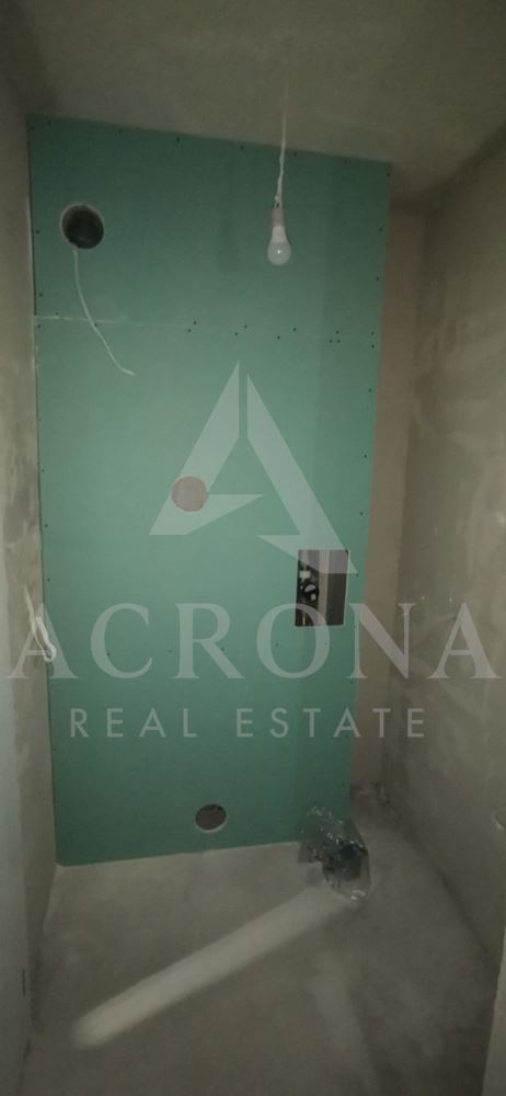 Нов двустаен с АКТ 16 в Кючук Париж - 0