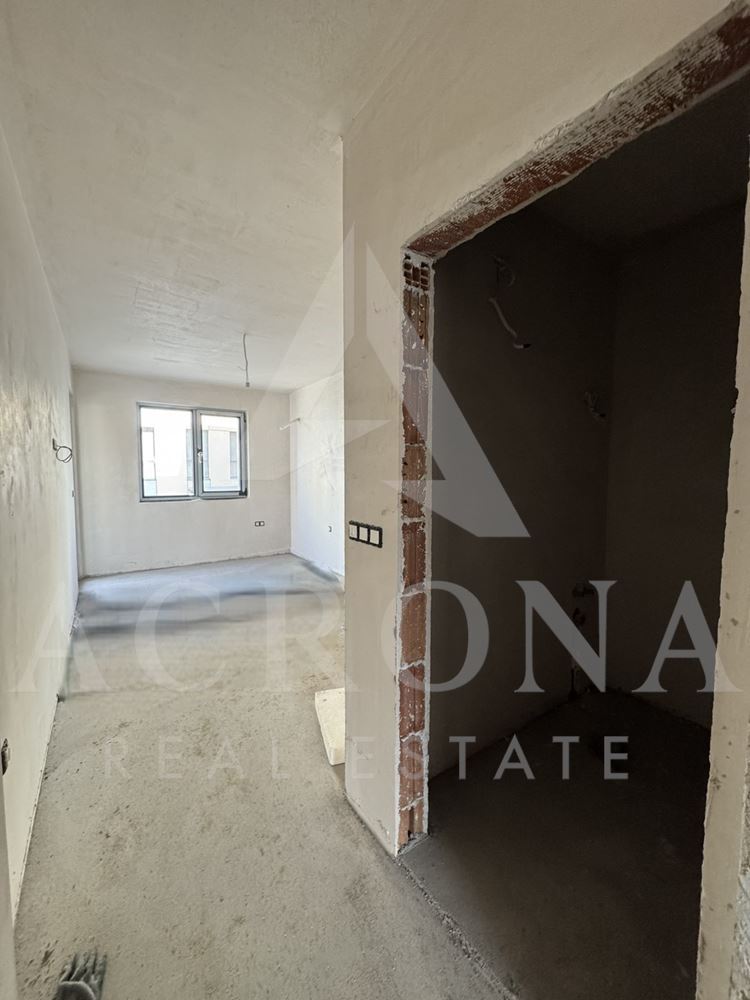 Тристаен апартамент пред Акт 15 кв. Христо Смирненски-0 Тристаен апартамент пред Акт 15 кв. Христо Смирненски - 0