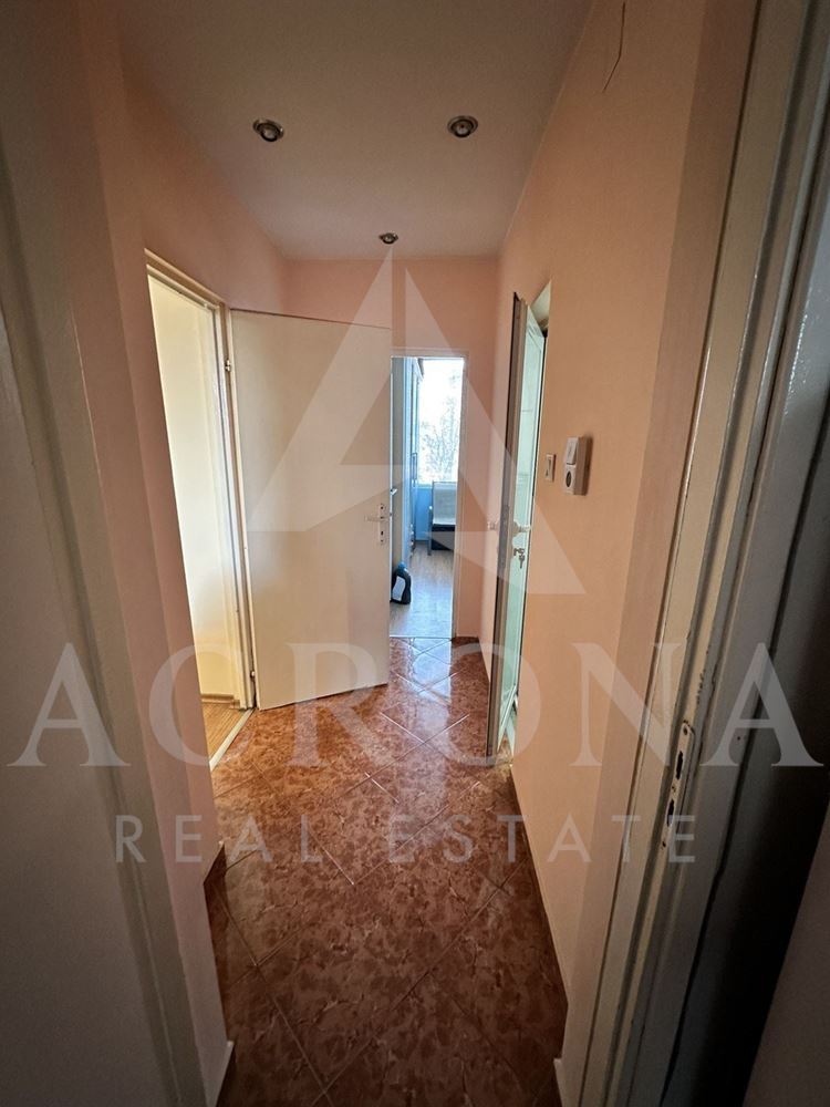 Тристаен в Кючук Париж-0 Тристаен в Кючук Париж - 0