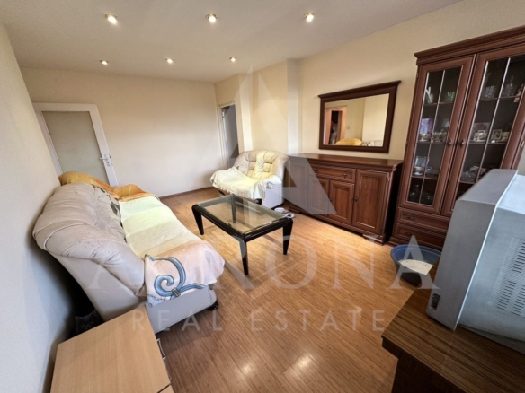 Тристаен в Кючук Париж - 0