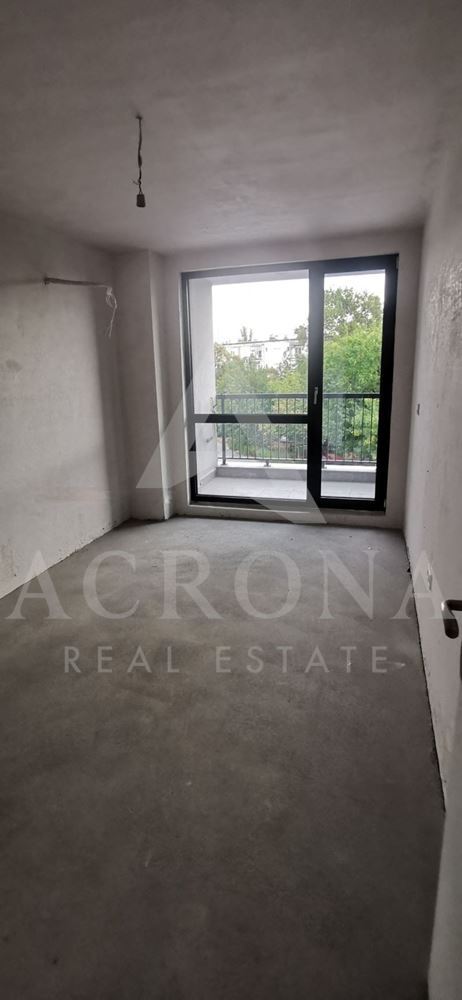 Нов двустаен с АКТ 16 в Кючук Париж - 0