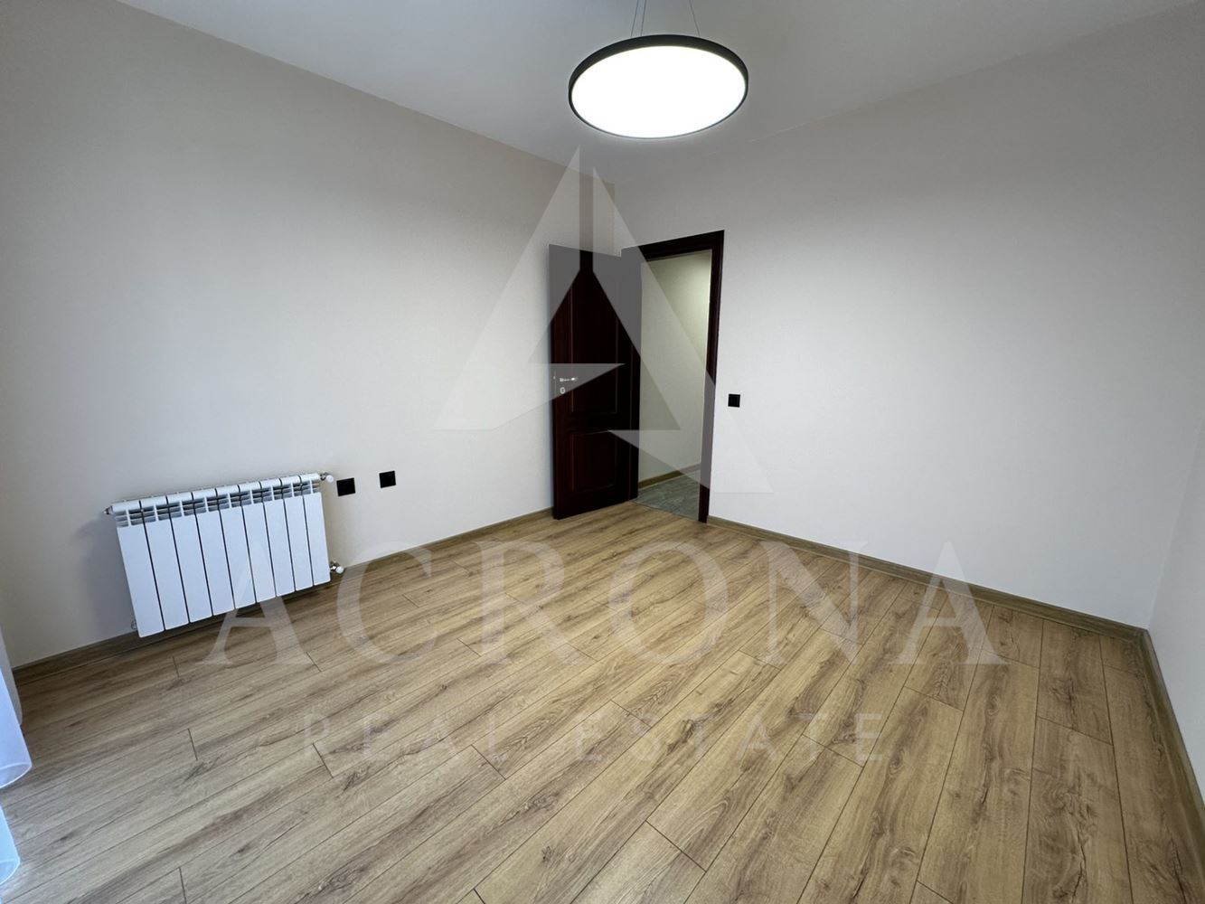 Луксозен тристаен в района на 2 ДКЦ - 0