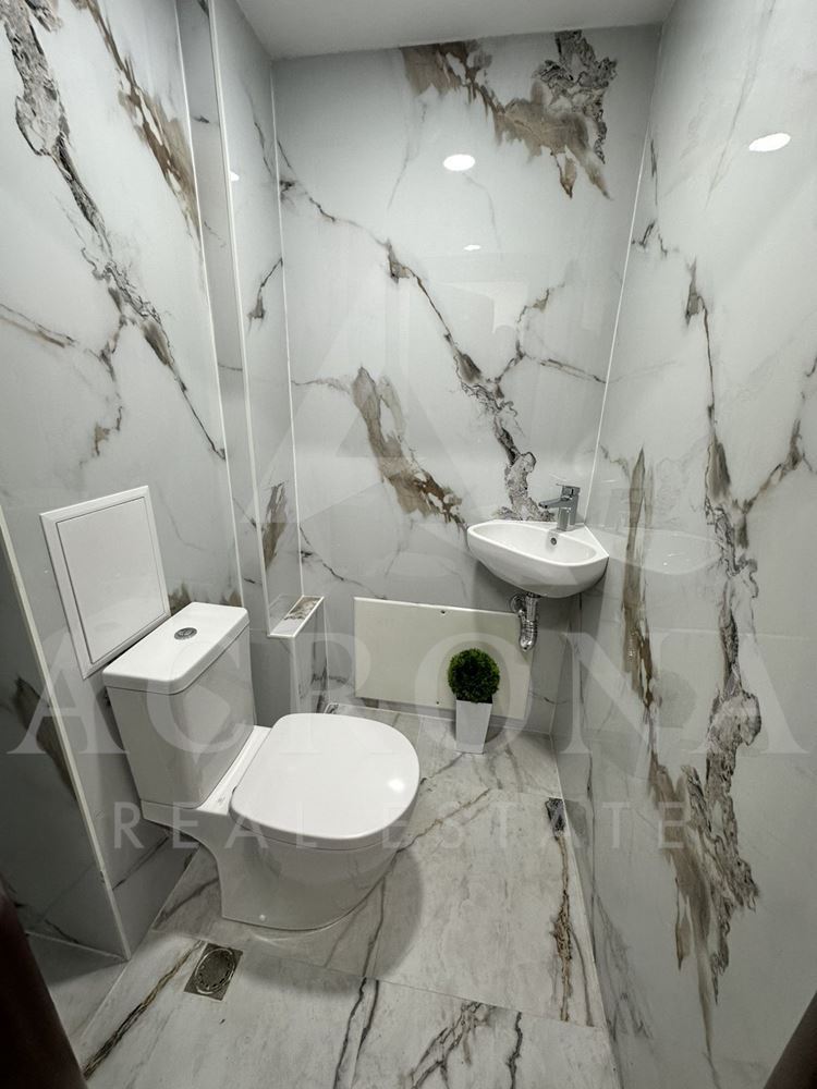 Луксозен тристаен в района на 2 ДКЦ - 0