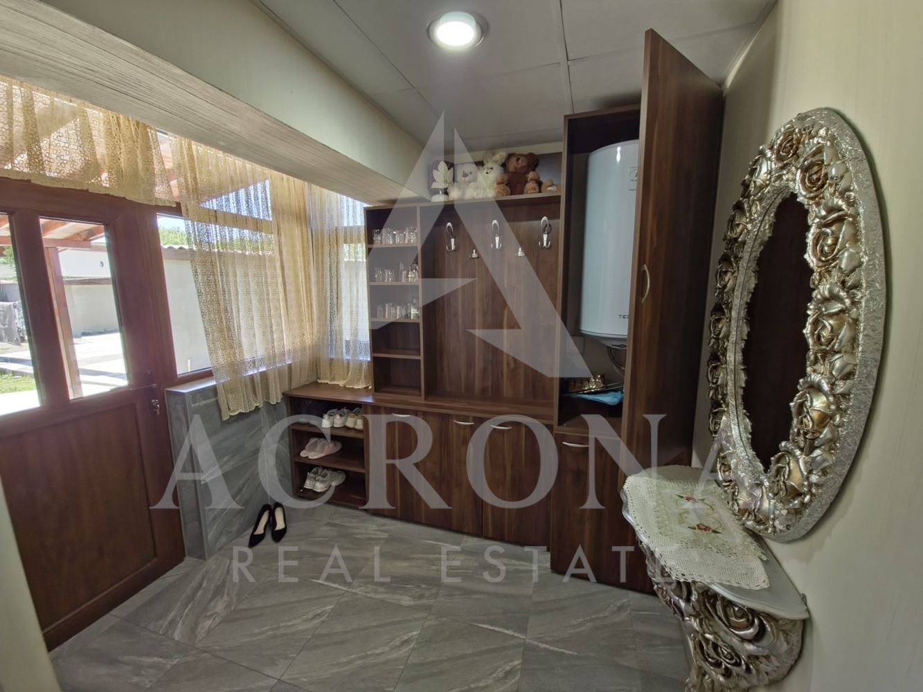 Самостоятелна масивна къща с търговско помещение! Разработен бизнес-хранителен магазин!-0 Самостоятелна масивна къща с търговско помещение! Разработен бизнес-хранителен магазин! - 0