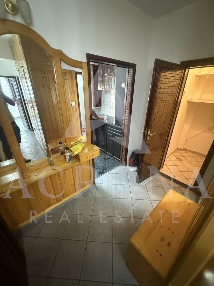 3 стаен! Малка сграда! Топ локация! - 0