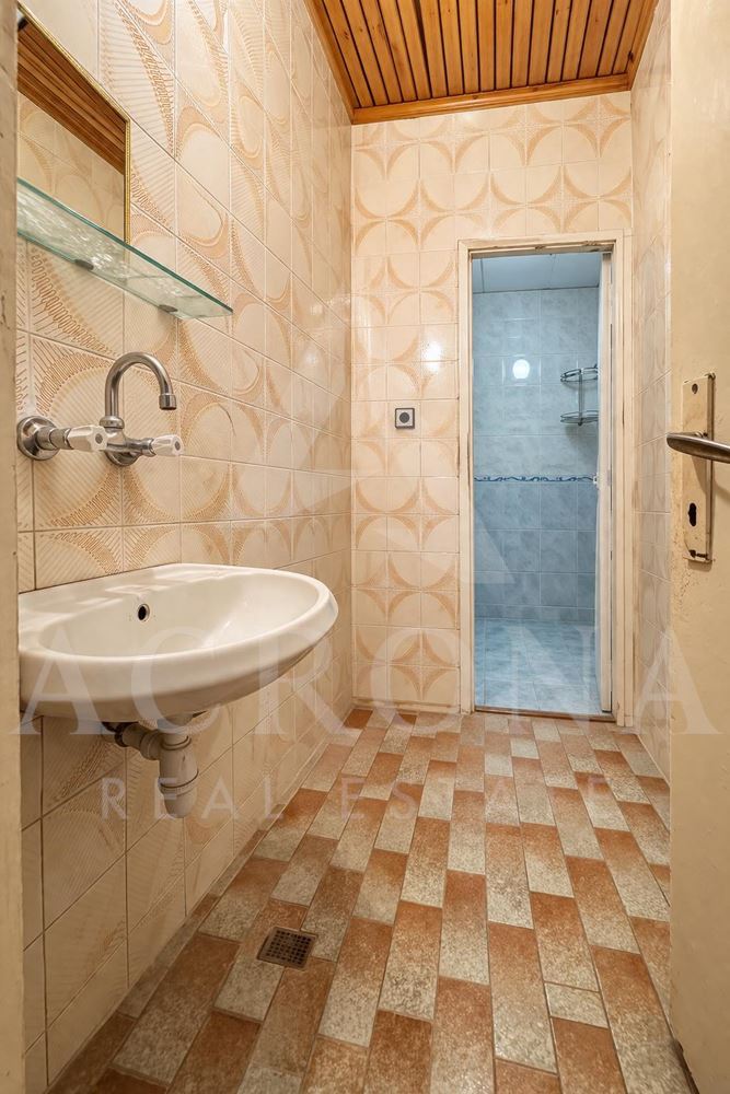 Тристаен апартамент кв. Христо Ботев-0 Тристаен апартамент кв. Христо Ботев - 0