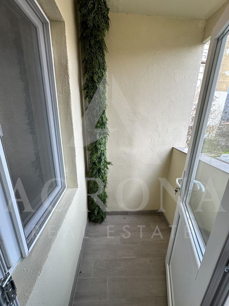 Реновиран двустаен в Кършияка-0 Реновиран двустаен в Кършияка - 0