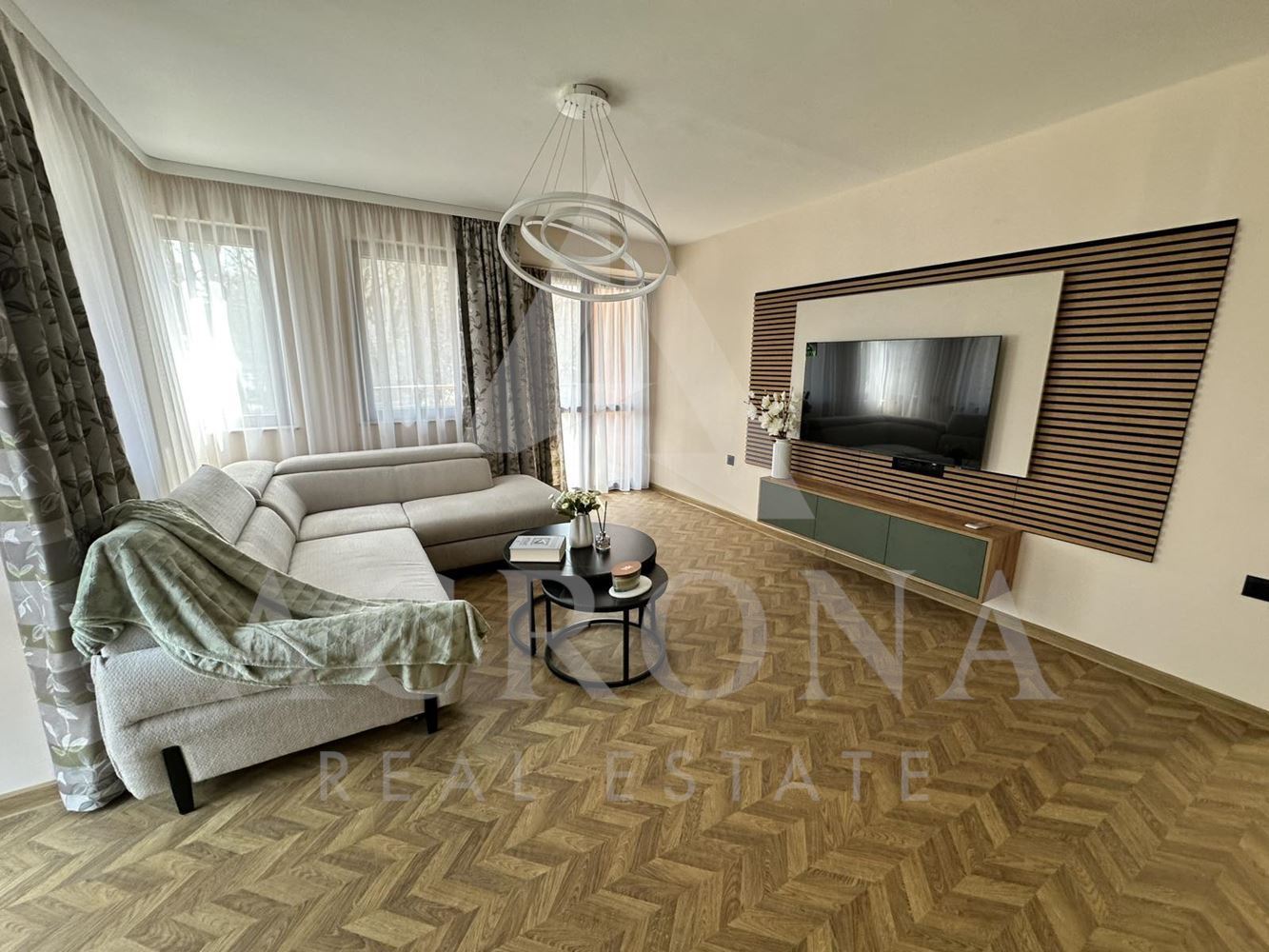 Луксозен тристаен в района на 2 ДКЦ - 0