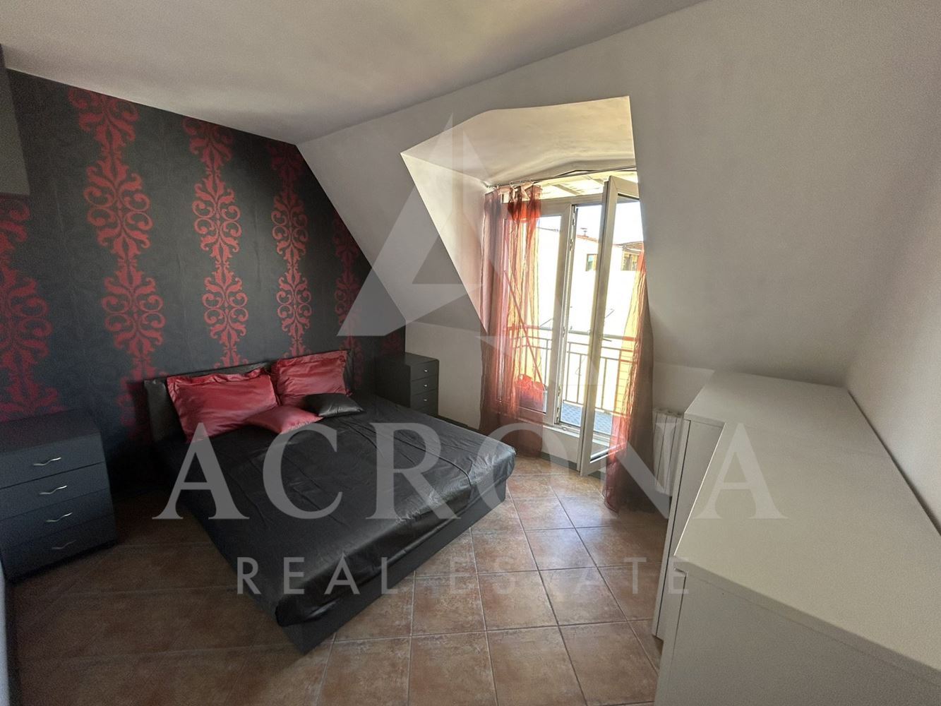 3 стаен! Много подходящ за инвестиция! До църквата “Св. Иван Рилски”!-0 3 стаен! Много подходящ за инвестиция! До църквата "Св. Иван Рилски"! - 0