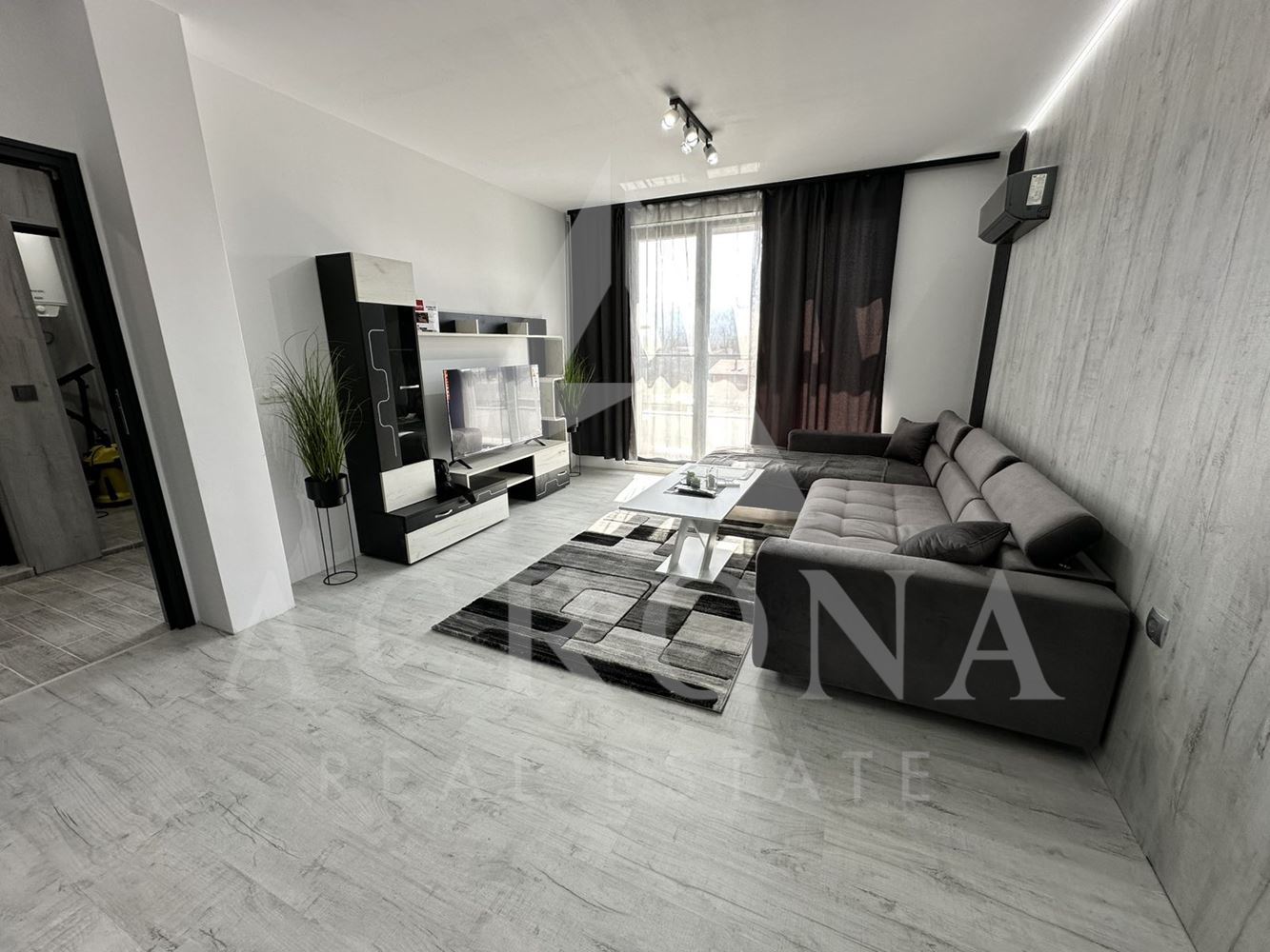 Обзаведен двустаен с АКТ 16 в Коматево-0 Обзаведен двустаен с АКТ 16 в Коматево - 0