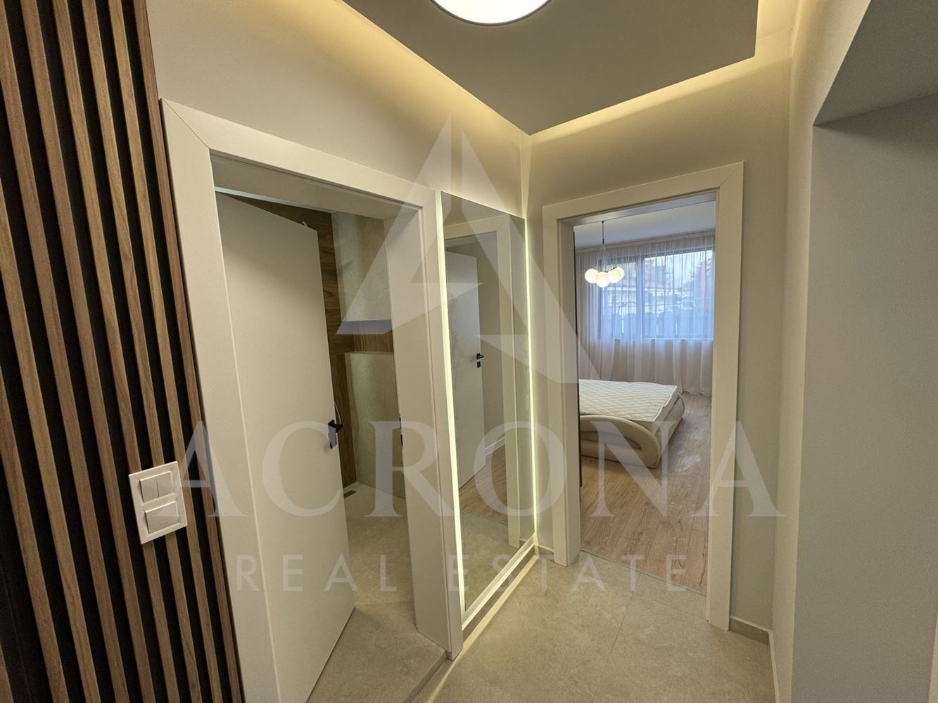 Стилен двустаен на Остромила-0 Стилен двустаен на Остромила - 0