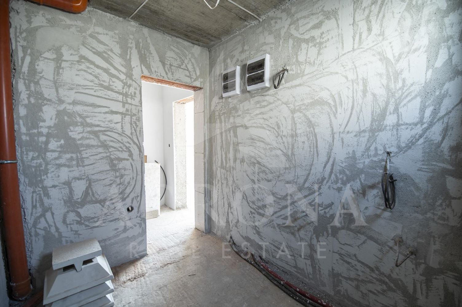 Еднофамилна самостоятелна къща с. Маноле - 0