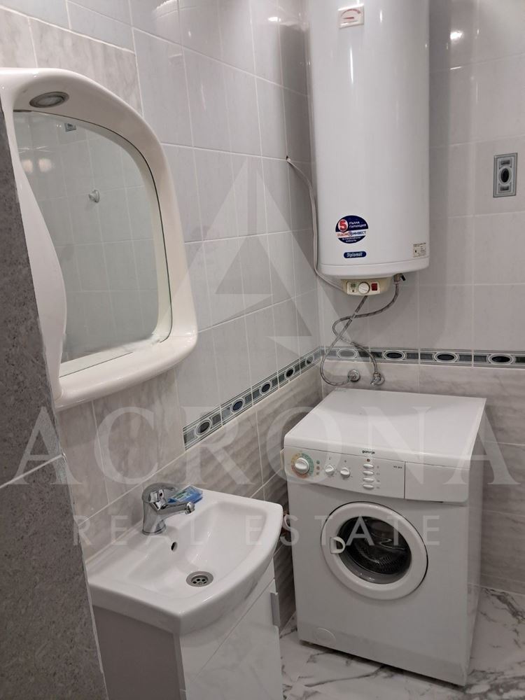 2 стаен! Обзаведен! След основен ремонт! Среден етаж!-0 2 стаен! Обзаведен! След основен ремонт! Среден етаж! - 0