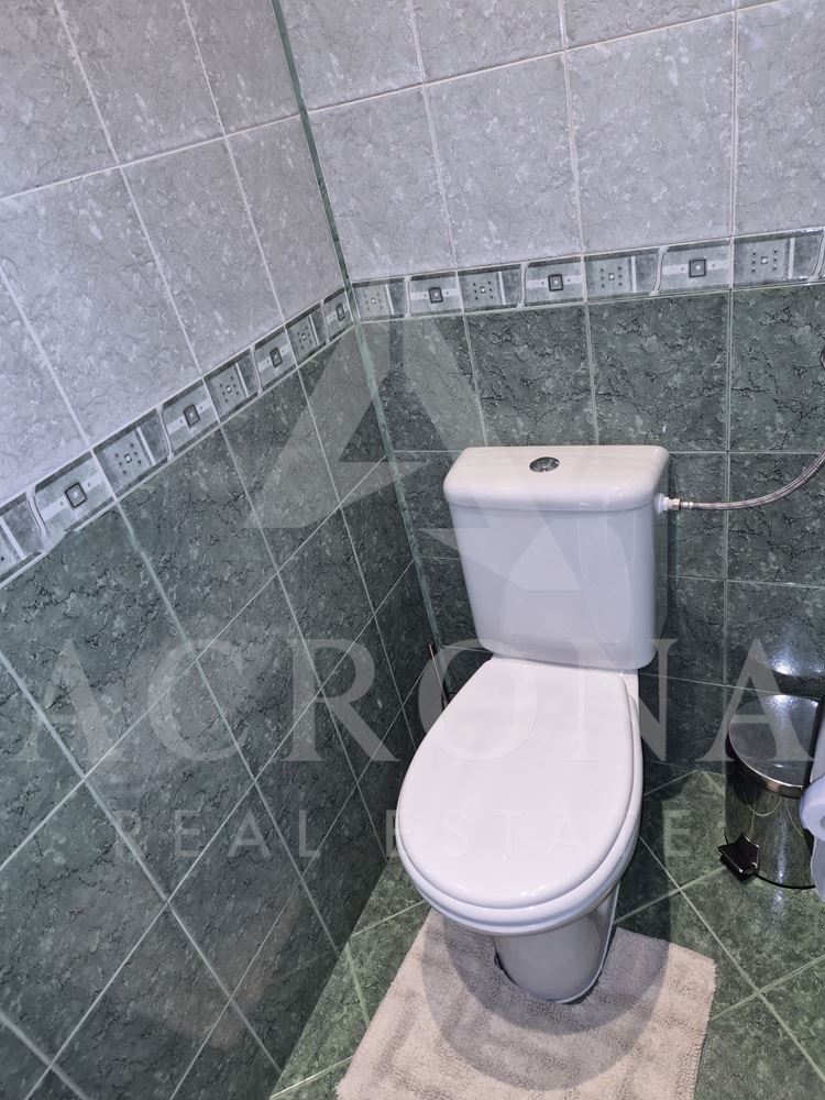 Тристаен в Кючук Париж - 0