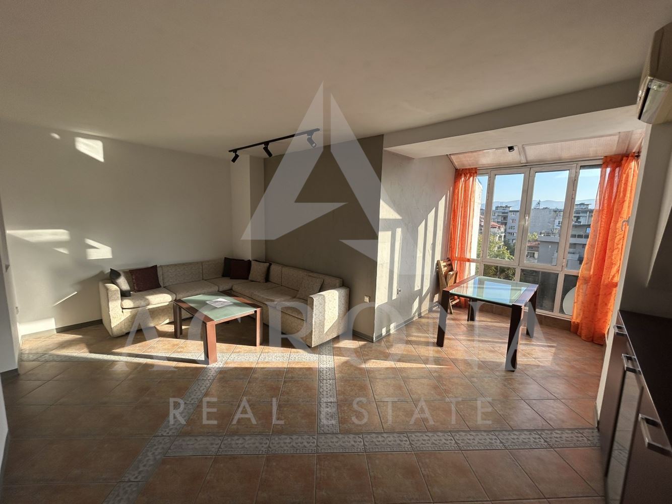 3 стаен! Много подходящ за инвестиция! До църквата “Св. Иван Рилски”!-0 3 стаен! Много подходящ за инвестиция! До църквата "Св. Иван Рилски"! - 0