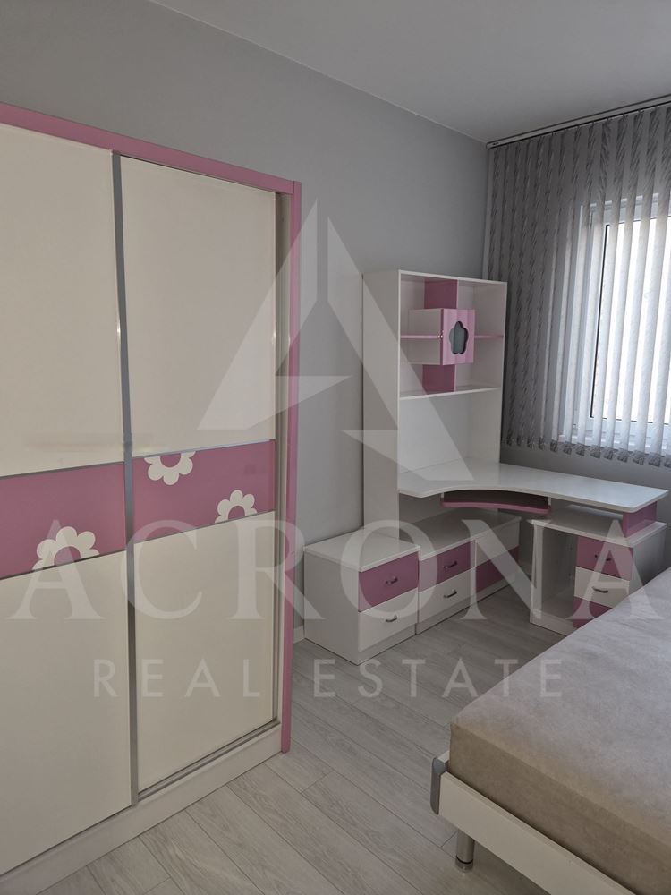 Тристаен в Кючук Париж - 0