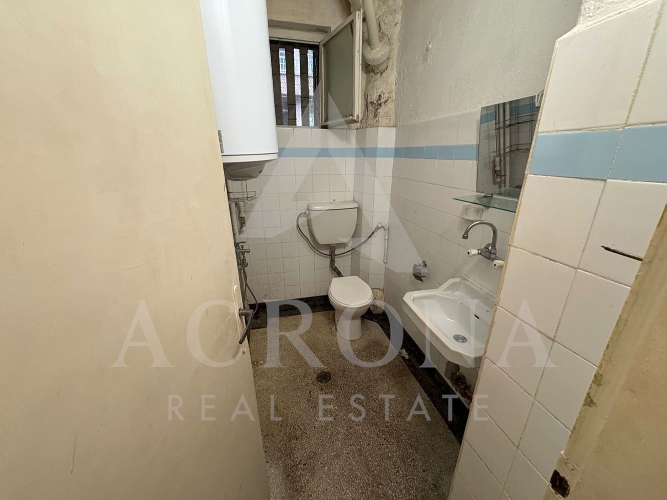 2 стаен! 3 отделни стаи! Възможност за преустройство! Среден етаж! Реална квадратура! - 0