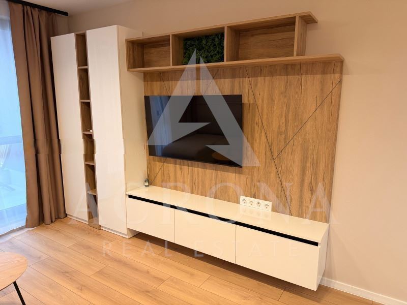 Двустаен обзаведен на Остромила - 0