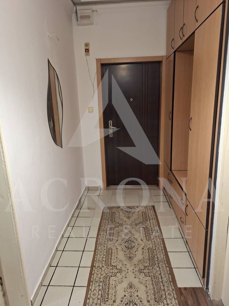 Тристаен в район Южен-0 Тристаен в район Южен - 0