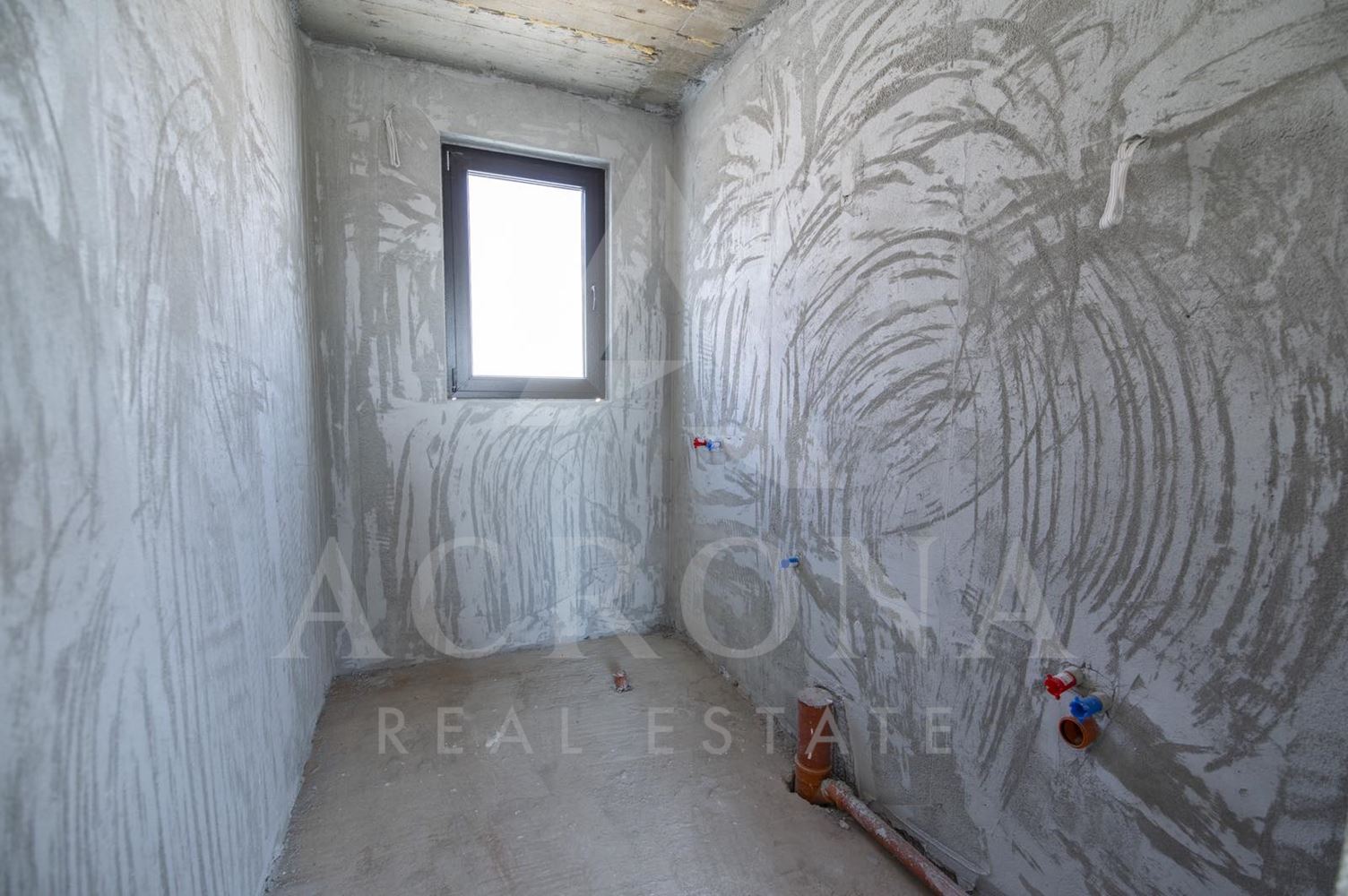 Еднофамилна самостоятелна къща с. Маноле - 0