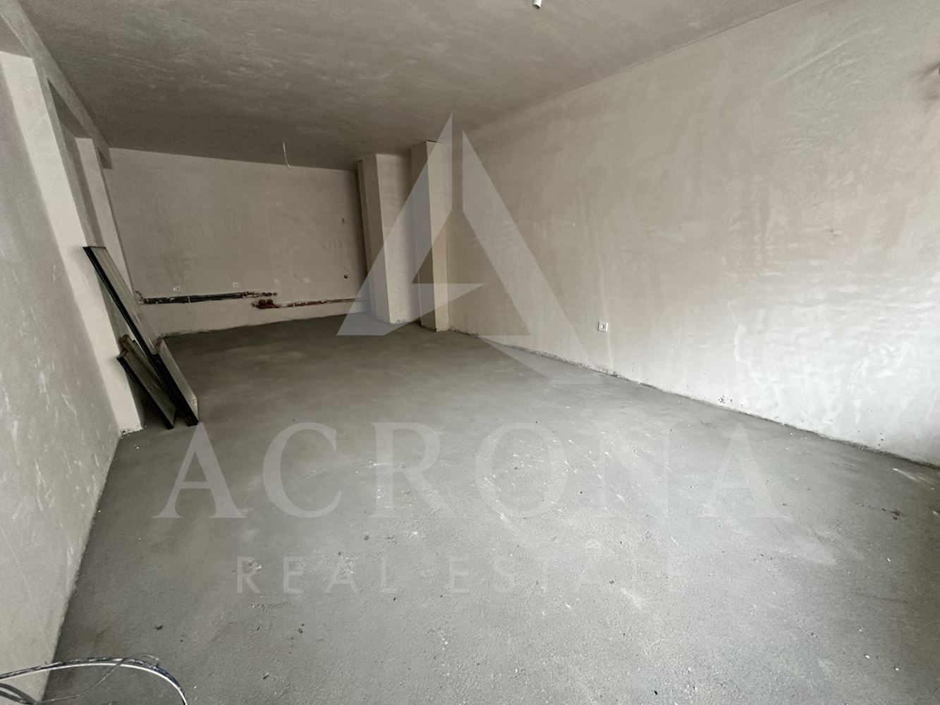 3 стаен апартамент на партерно ниво! С двор! Пред акт 16! - 0