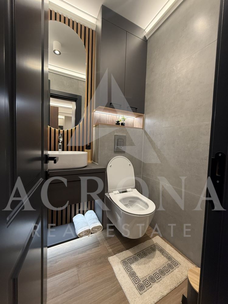 Луксозен тристаен в Кючук Париж-0 Луксозен тристаен в Кючук Париж - 0