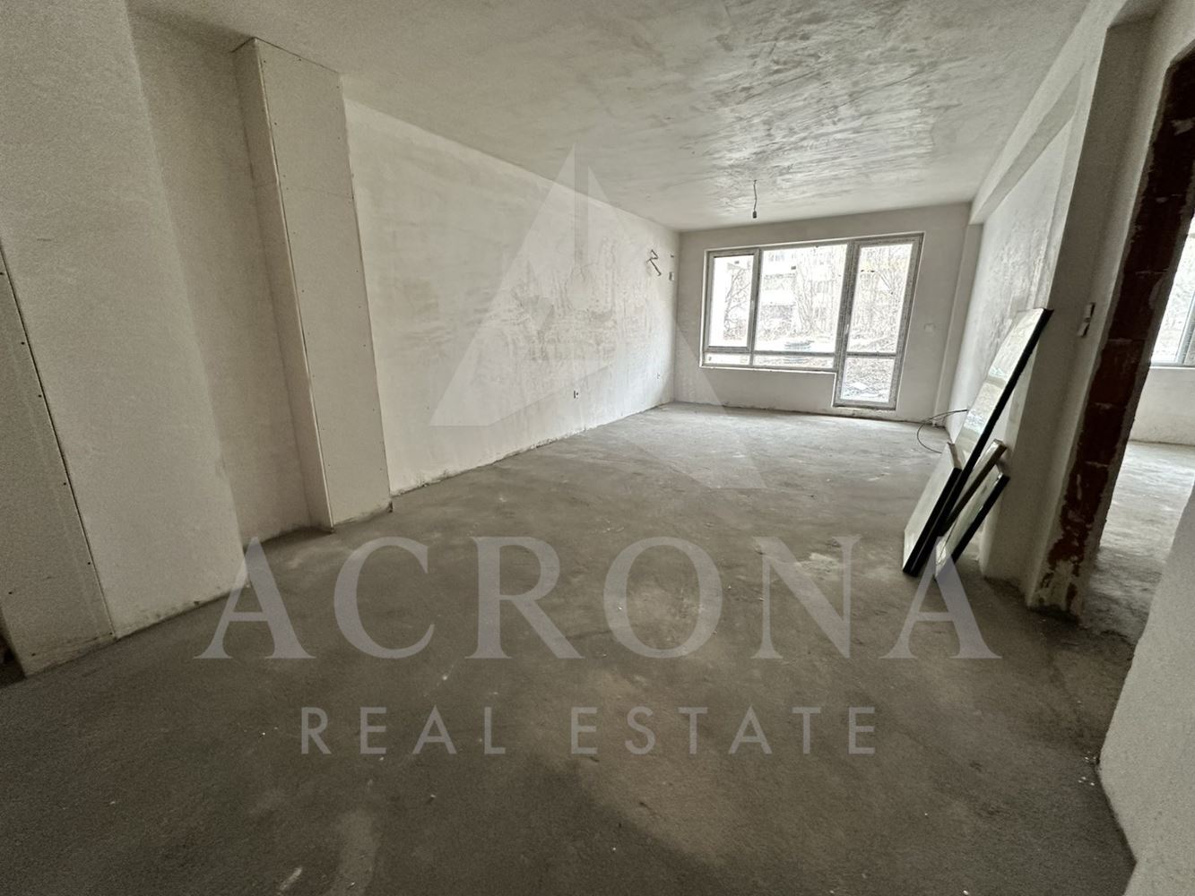 3 стаен апартамент на партерно ниво! С двор! Пред акт 16! - 0