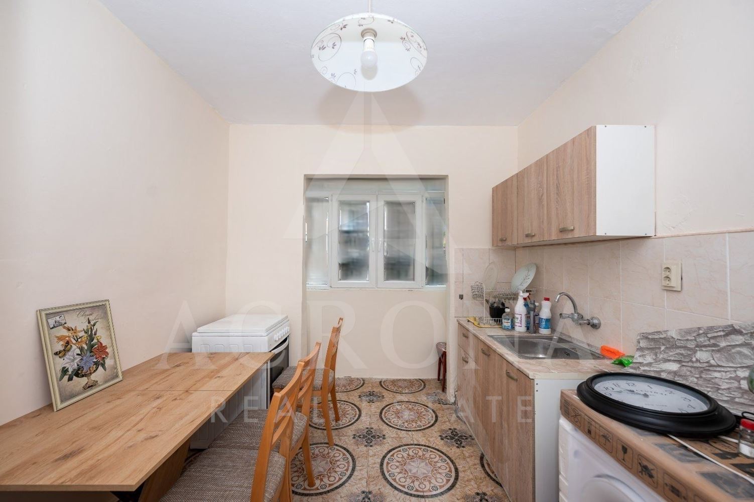 Двустаен в Кючук Париж-0 Двустаен в Кючук Париж - 0