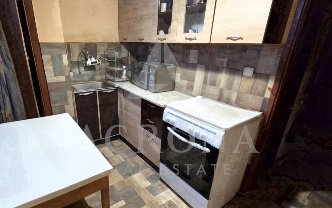 Тристаен в Кючук Париж - 0