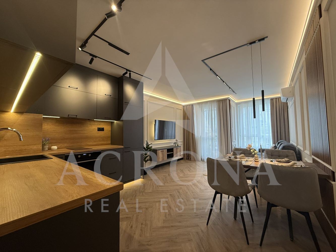 Луксозен тристаен в Кючук Париж-0 Луксозен тристаен в Кючук Париж - 0