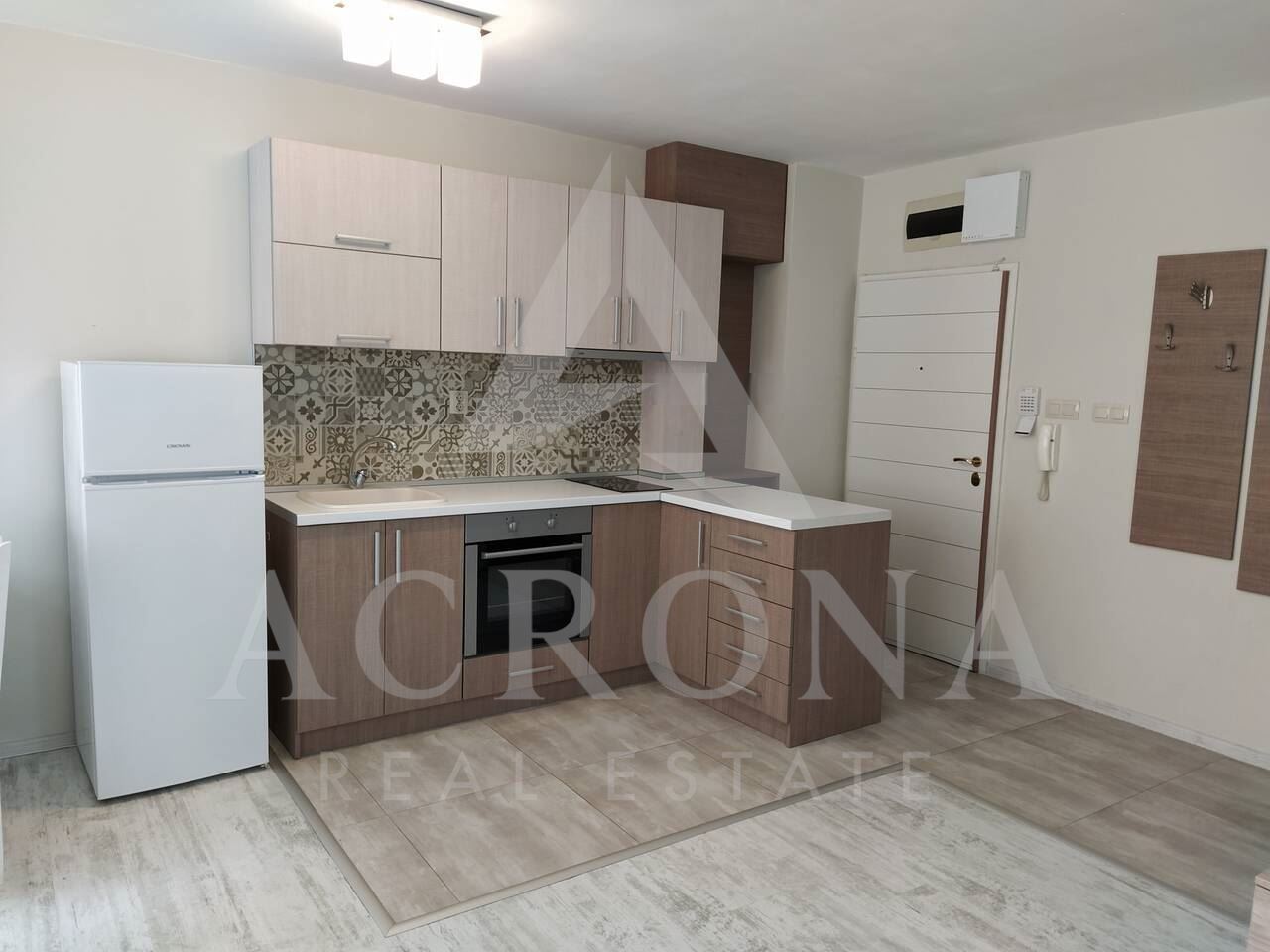 Обзаведен тристаен в Центъра-0 Обзаведен тристаен в Центъра - 0