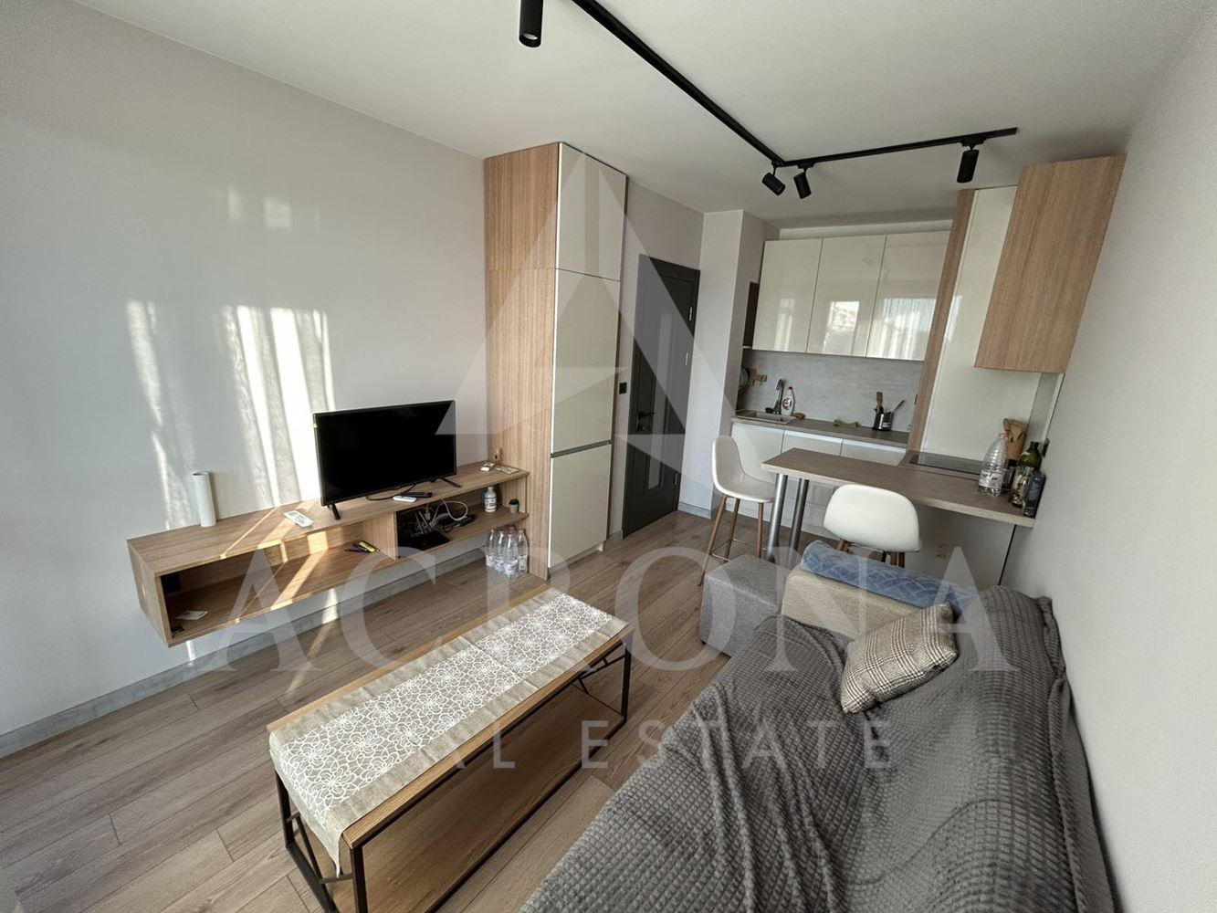 3-стаен апартамент ПОД НАЕМ в Кючук Париж-0 3-стаен апартамент ПОД НАЕМ в Кючук Париж - 0