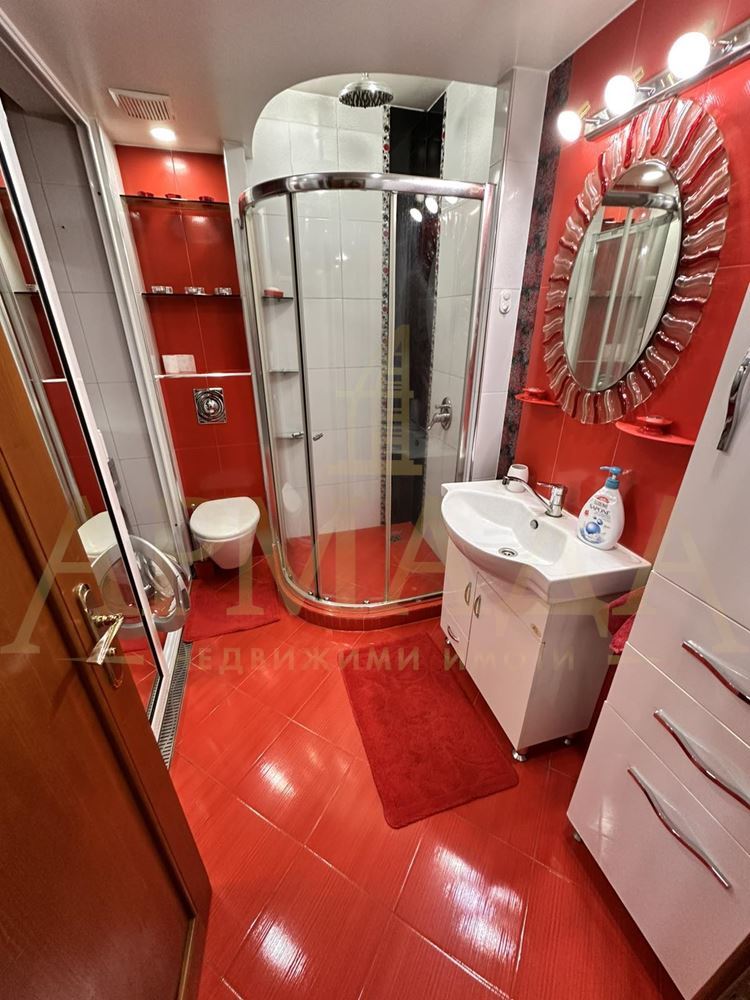 3 стаен! Напълно обзаведен и оборудван! В близост до кафе-бар Extreme!-0 3 стаен! Напълно обзаведен и оборудван! В близост до кафе-бар Extreme! - 0