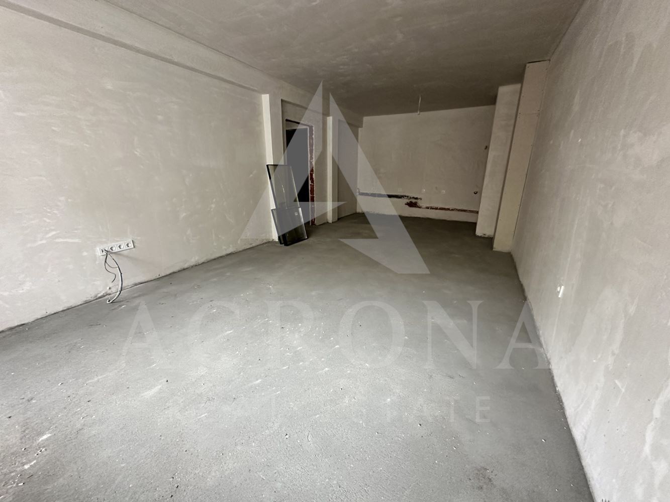 3 стаен апартамент на партерно ниво! С двор! Пред акт 16! - 0