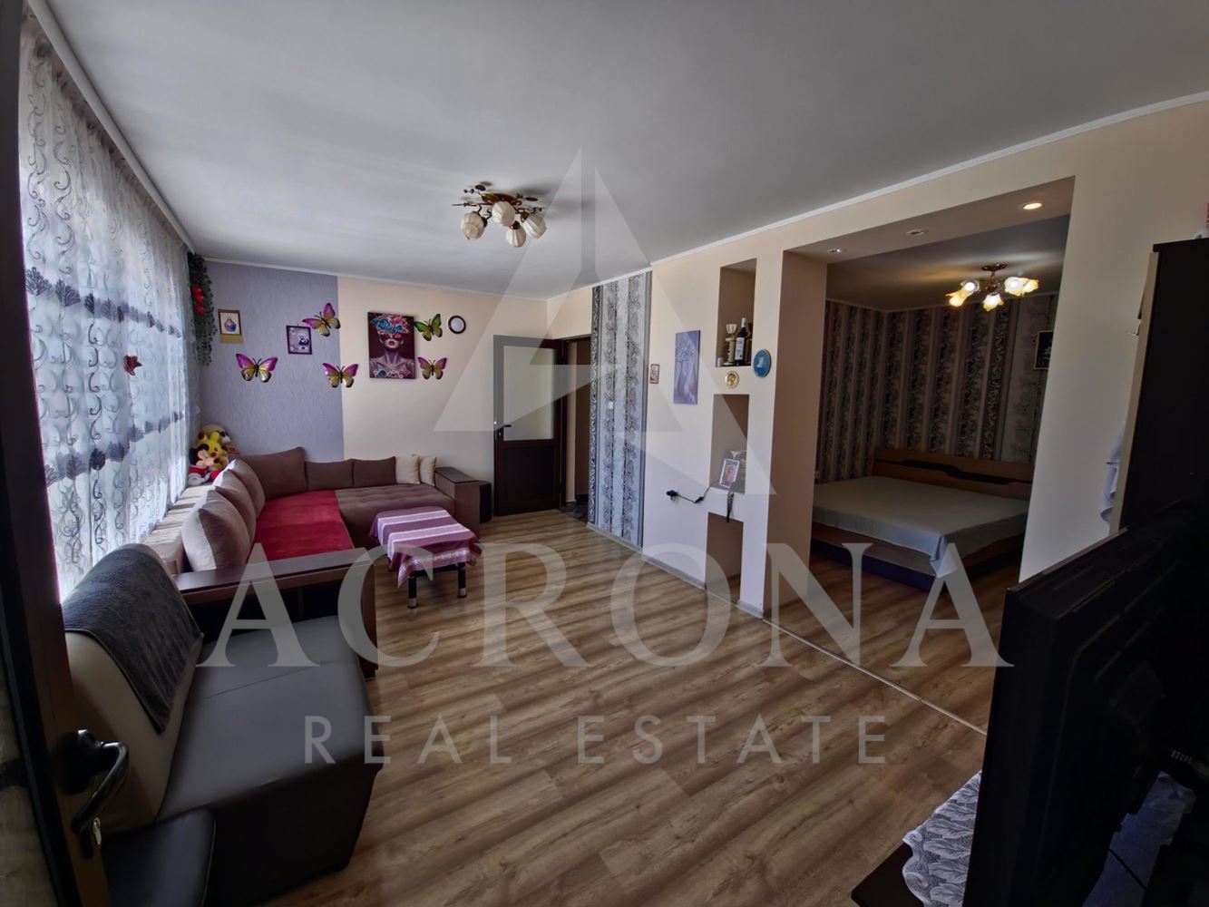 Самостоятелна масивна къща с търговско помещение! Разработен бизнес-хранителен магазин!-0 Самостоятелна масивна къща с търговско помещение! Разработен бизнес-хранителен магазин! - 0