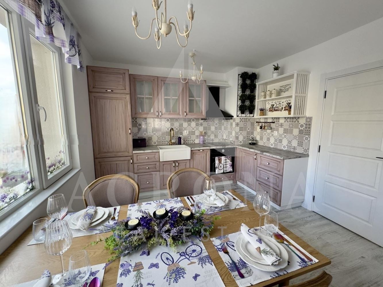 Тристаен обзаведен в Смирненски - 0