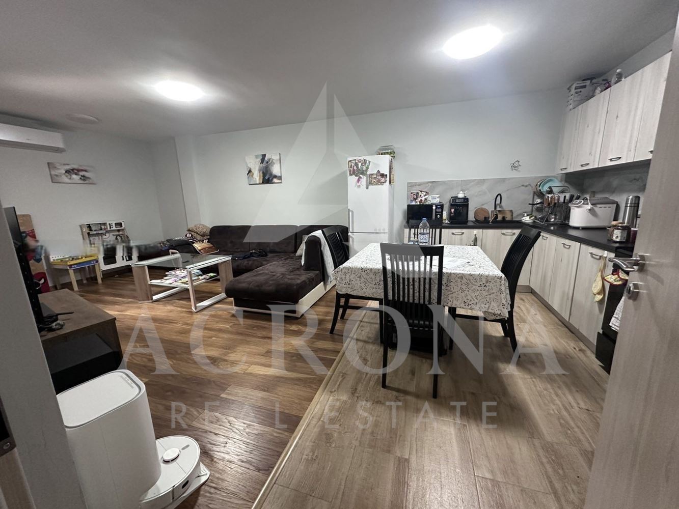 Обзаведен тристаен в Тракия - 0